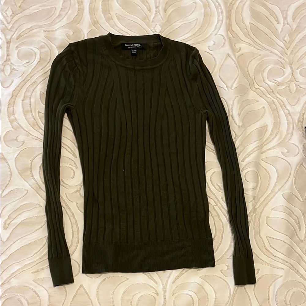 Banana Republic Dark Green Ribbed Sweater